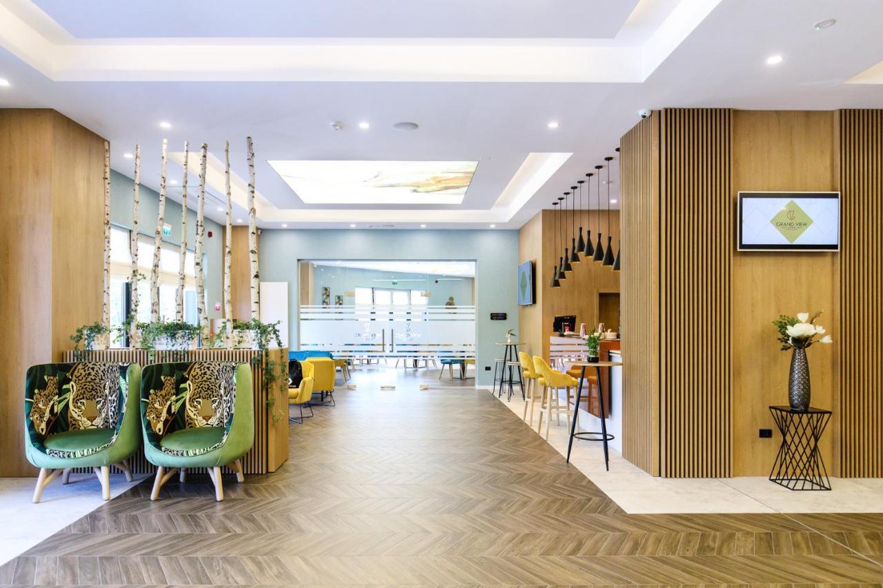 GRAND VIEW Hotel&Suites Copou Iasi Extérieur photo