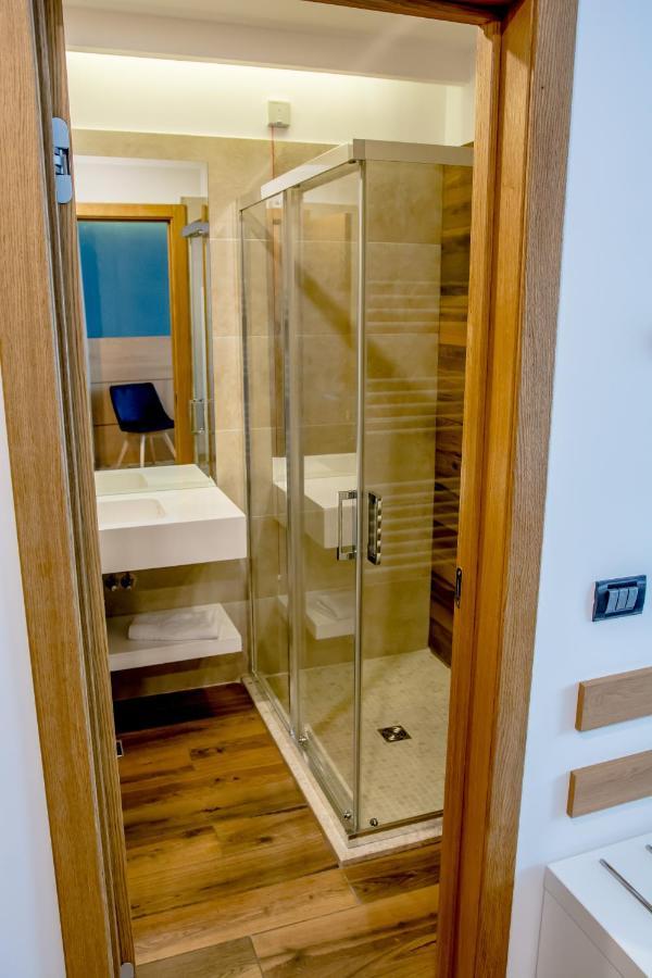 GRAND VIEW Hotel&Suites Copou Iasi Extérieur photo