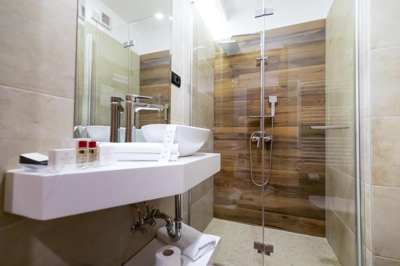 GRAND VIEW Hotel&Suites Copou Iasi Extérieur photo